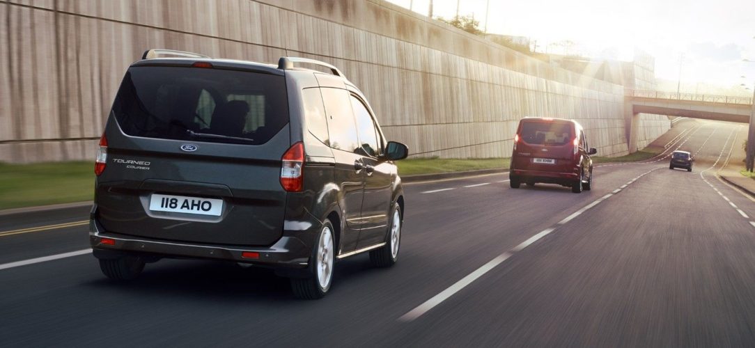 ford-tourneo_courier-eu-039_LHD_01a-16x9-2160x1215.jpg.renditions.extra-large